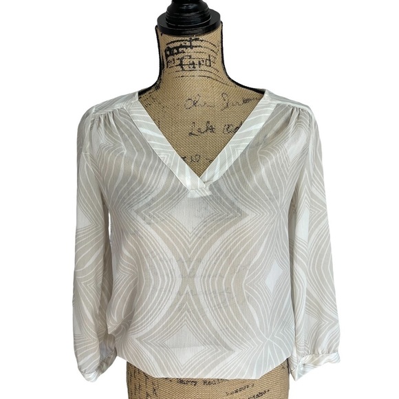 The Limited Sheer Swirl Neutral Office Blouse - Picture 1 of 9
